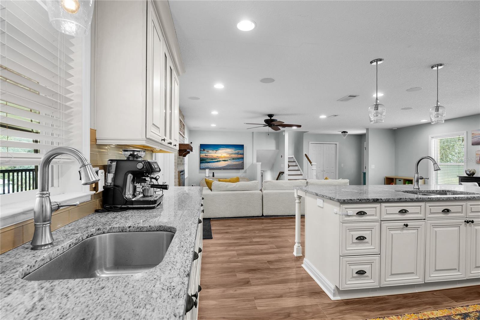 Image 20 of 43 For 2026 19th Lane