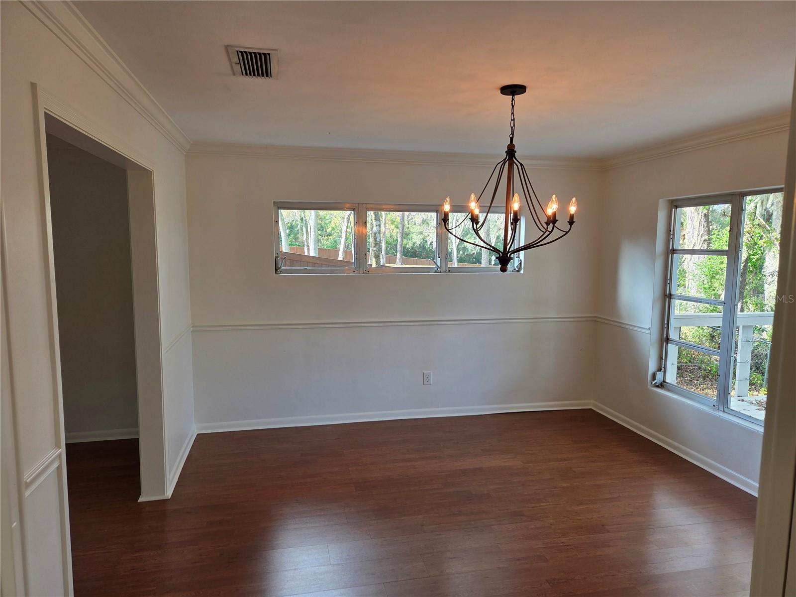 Image 35 of 58 For 2901 4th Court