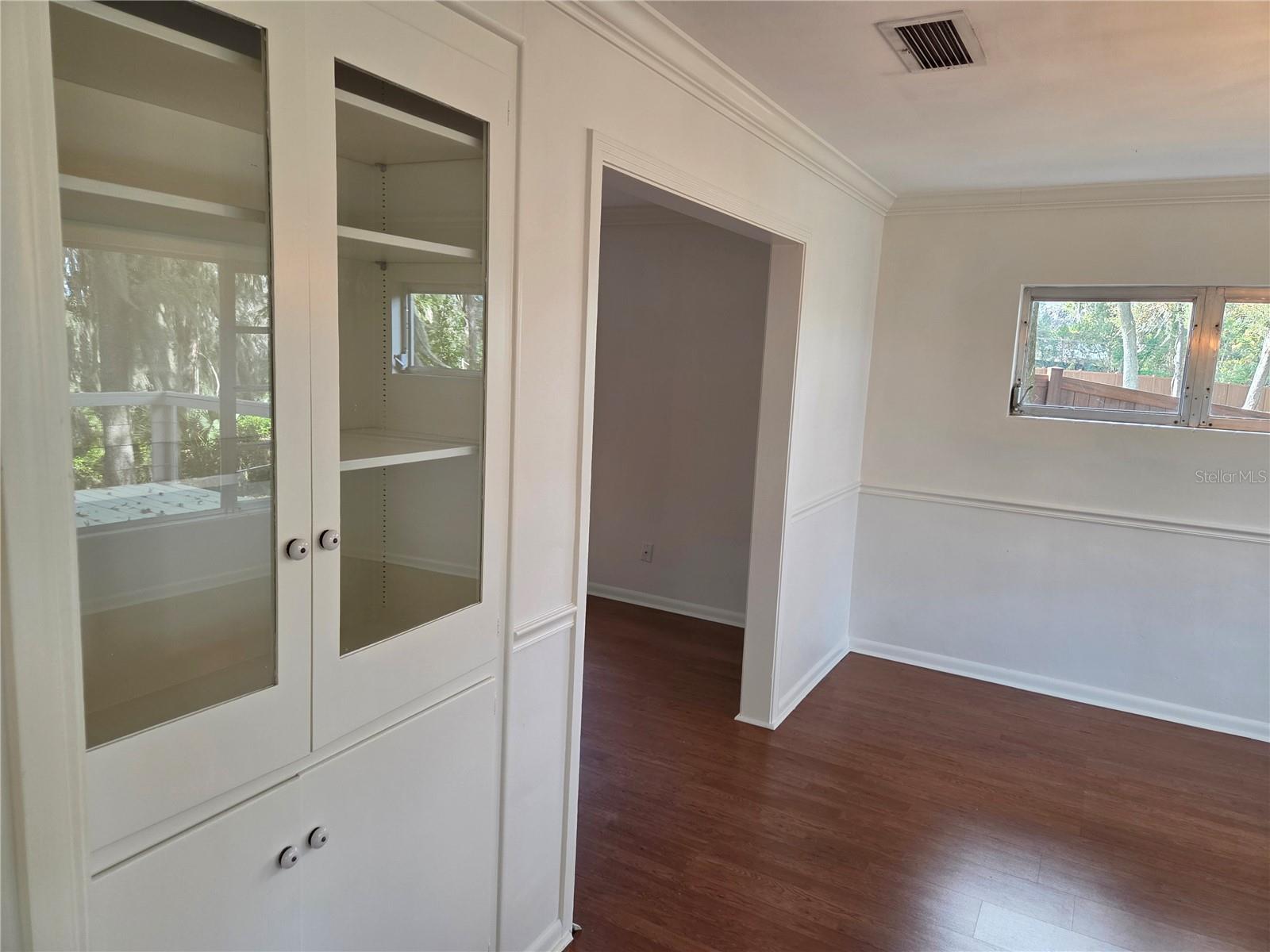 Image 36 of 58 For 2901 4th Court