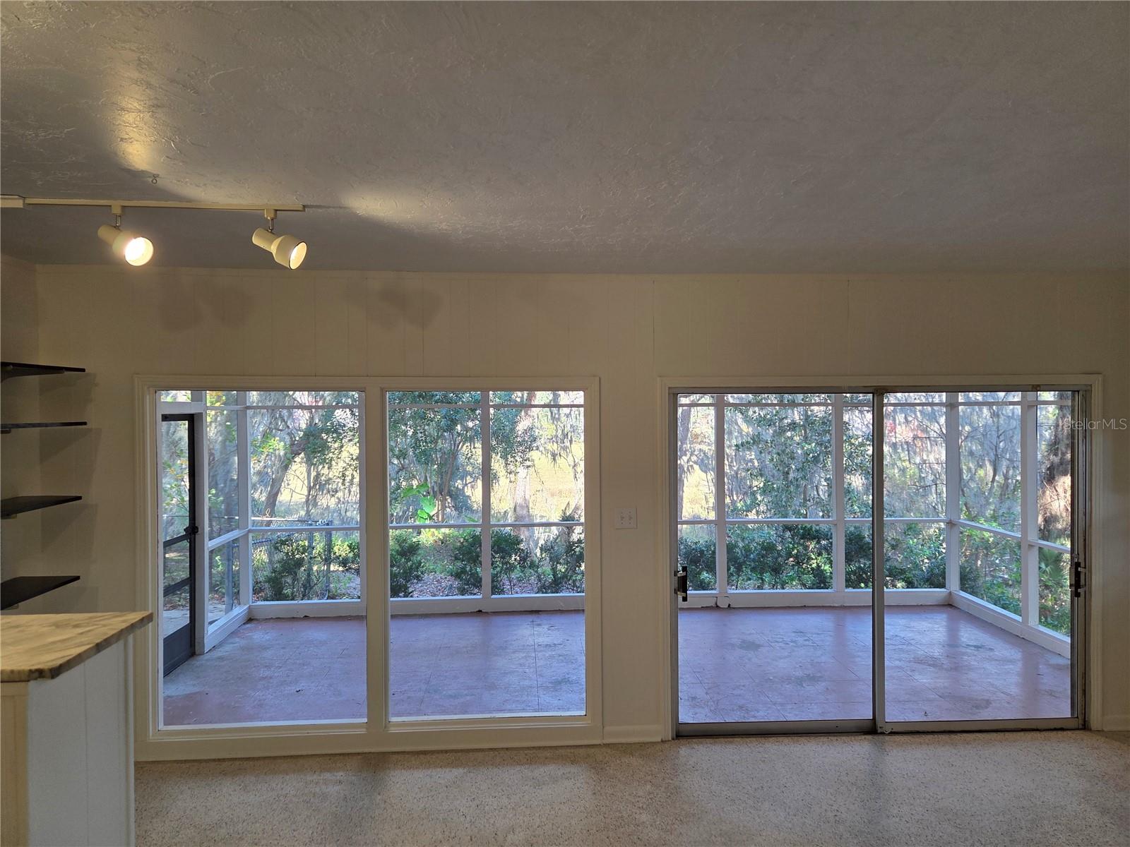 Image 41 of 58 For 2901 4th Court