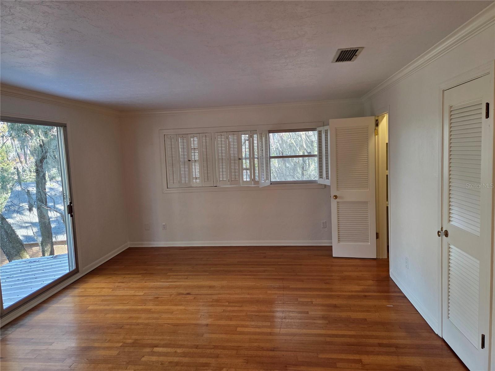 Image 47 of 58 For 2901 4th Court