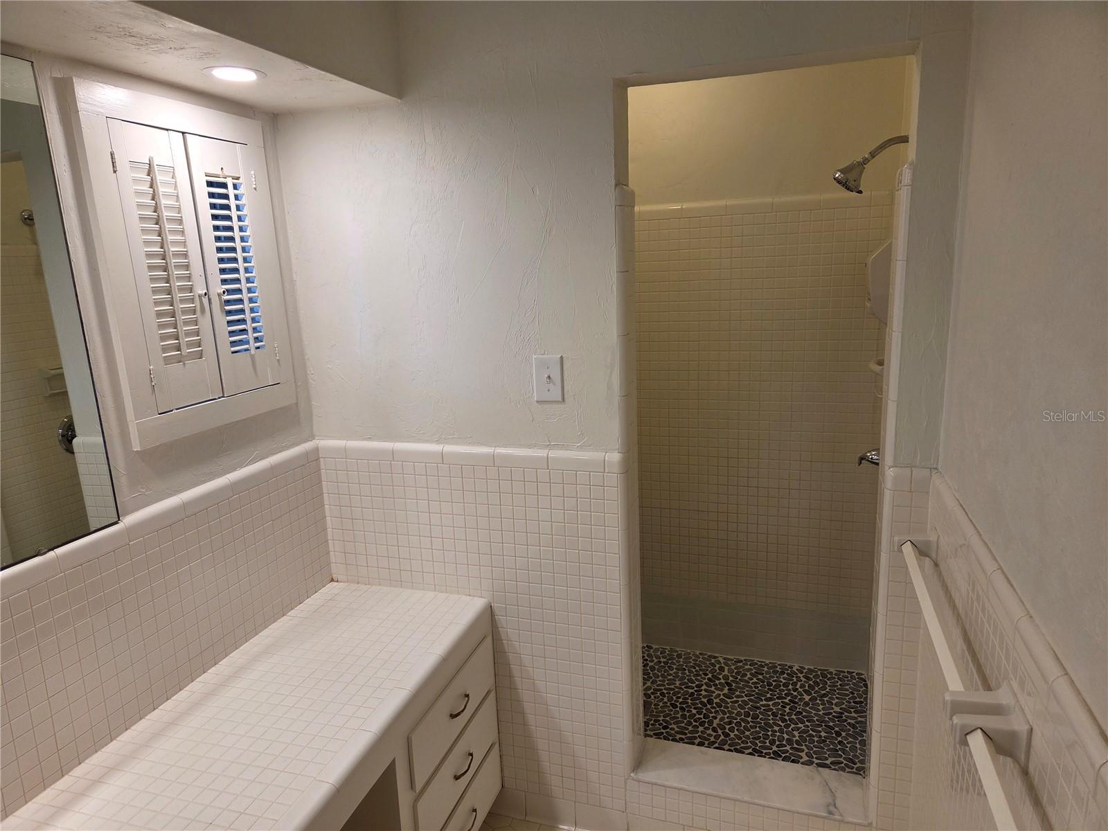 Image 52 of 58 For 2901 4th Court