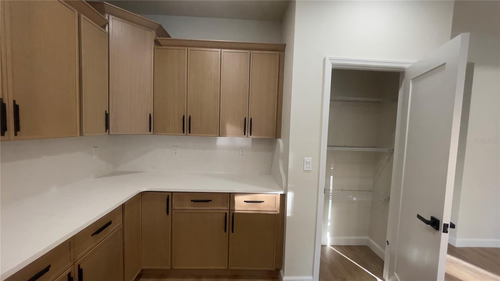 Image 10 of 46 For 11380 92nd Ct