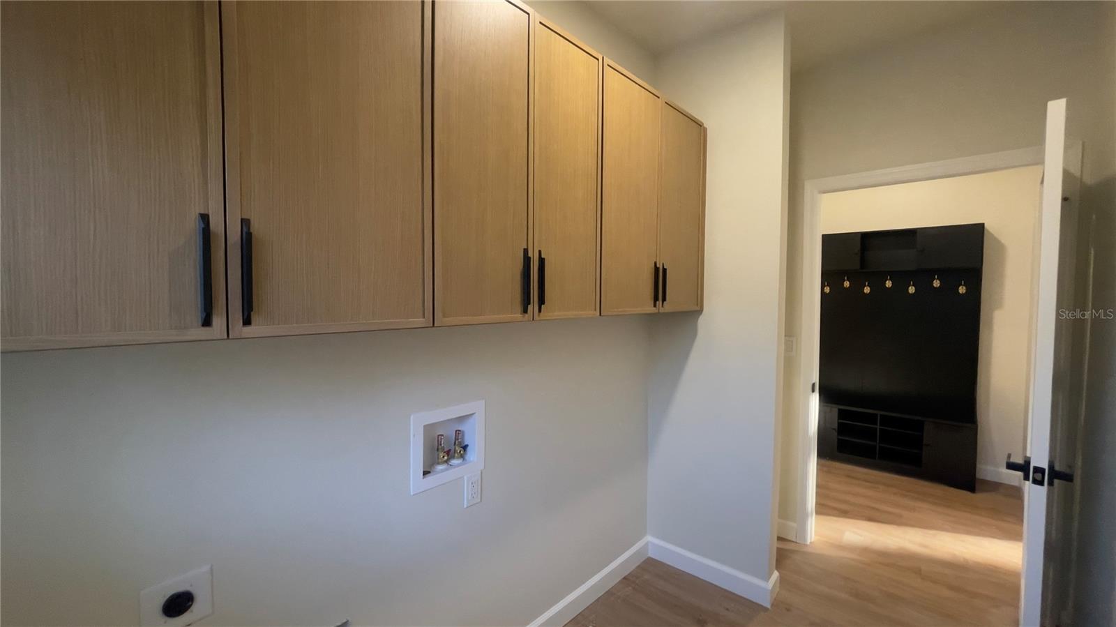 Image 11 of 46 For 11380 92nd Ct