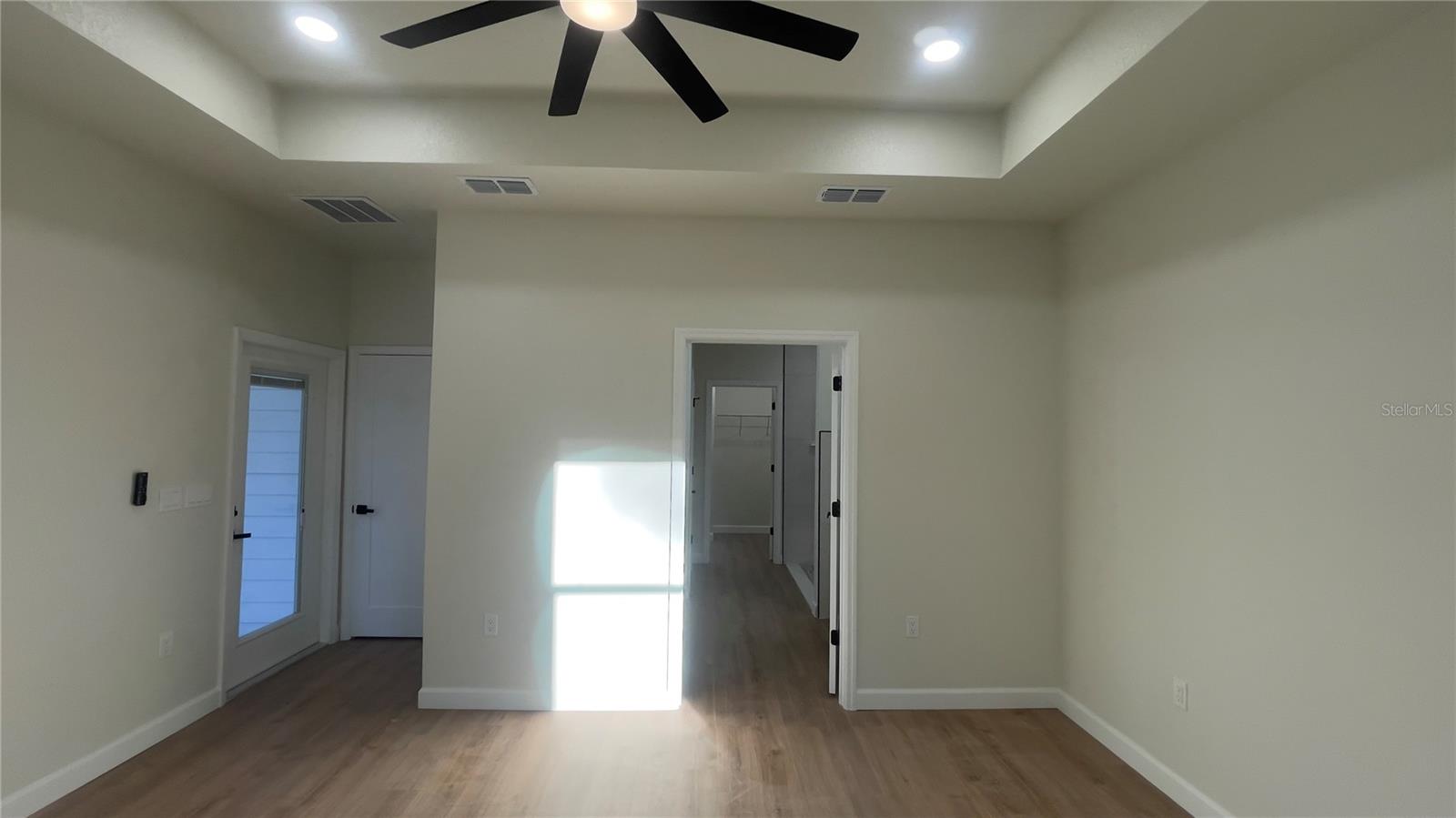 Image 22 of 46 For 11380 92nd Ct