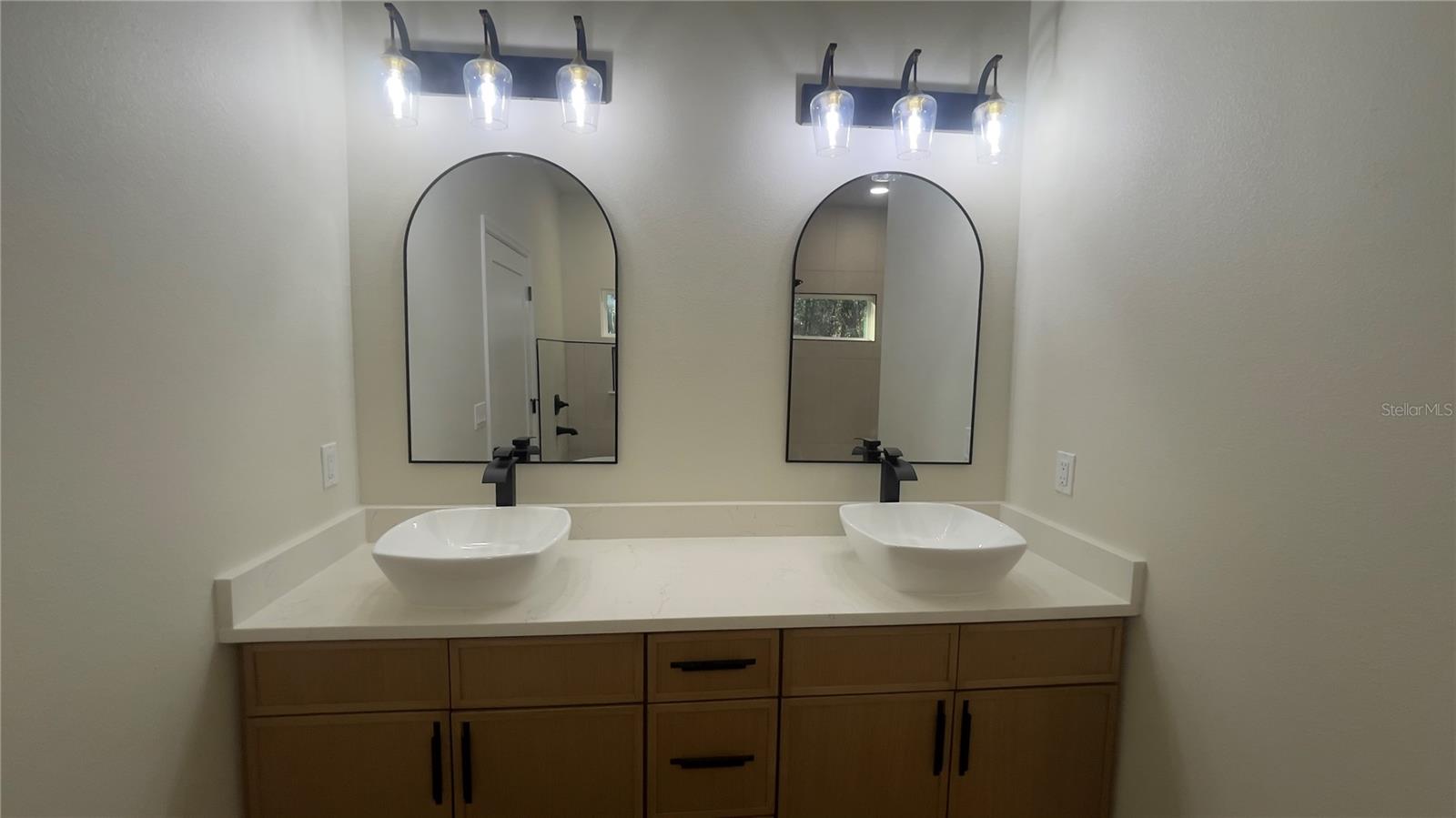 Image 24 of 46 For 11380 92nd Ct