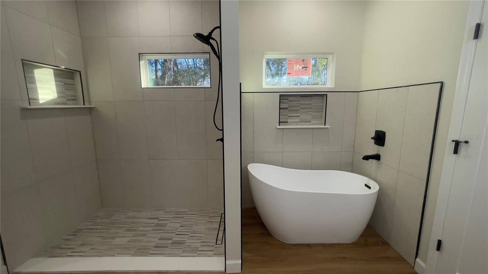 Image 25 of 46 For 11380 92nd Ct