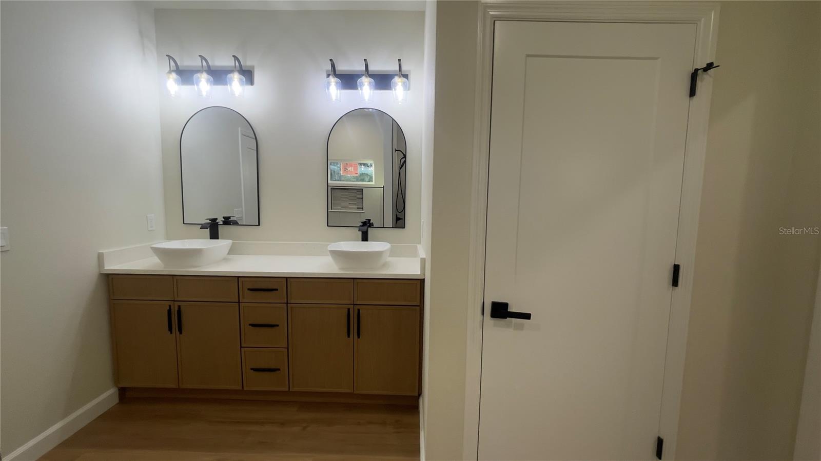 Image 28 of 46 For 11380 92nd Ct