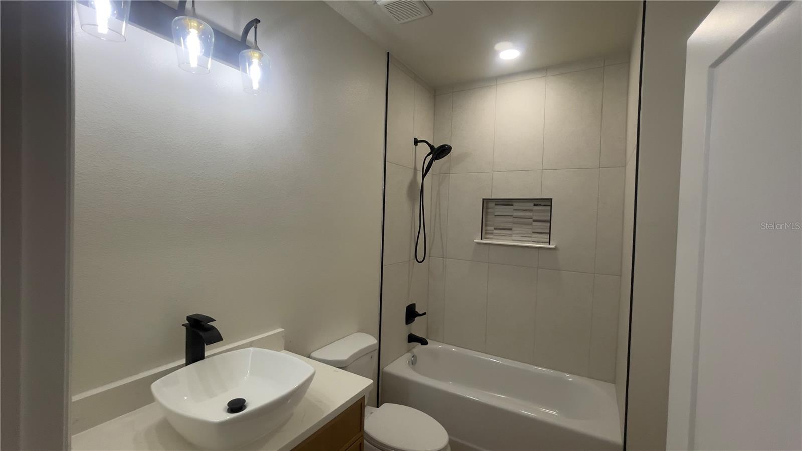 Image 34 of 46 For 11380 92nd Ct