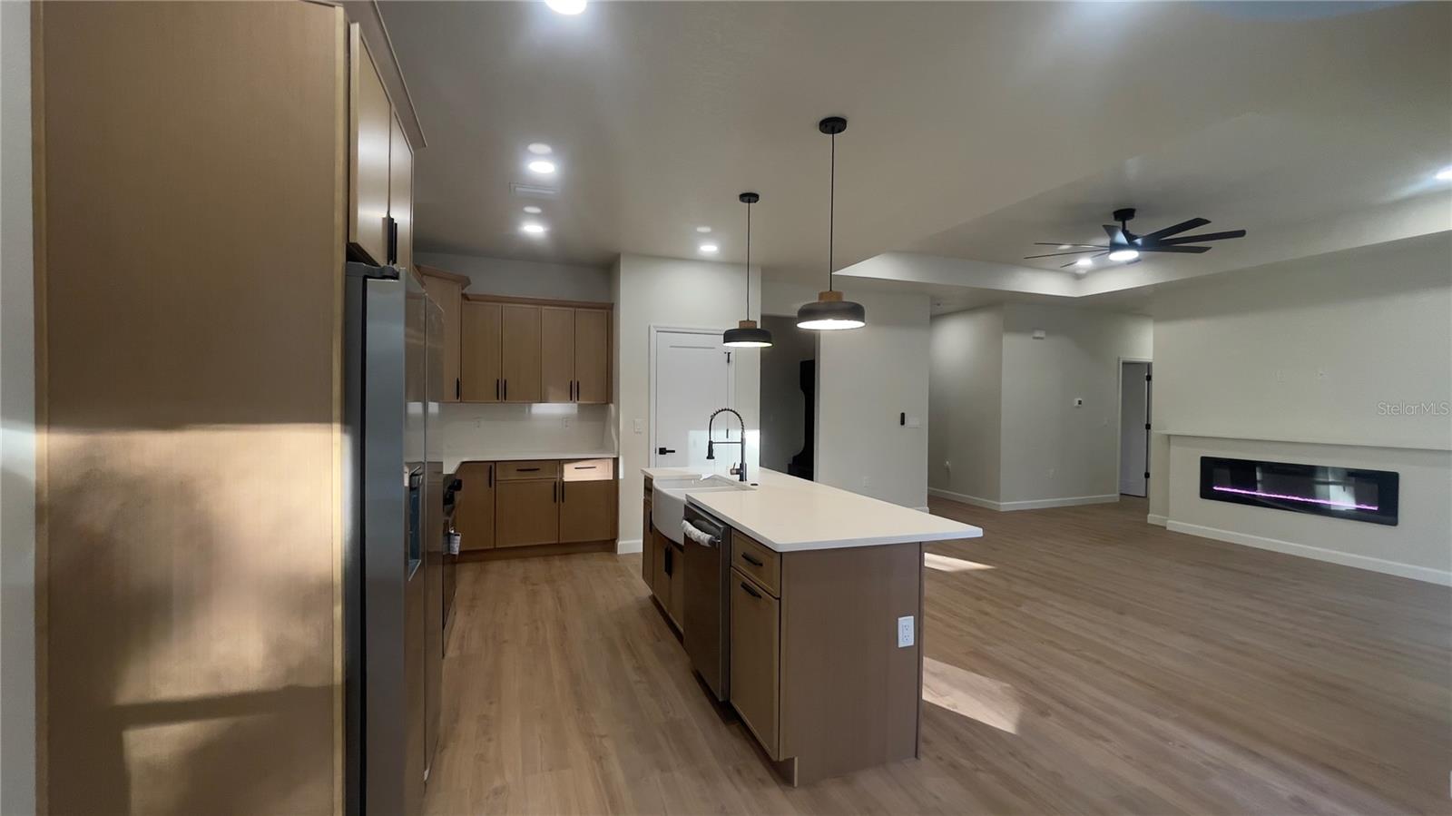 Image 8 of 46 For 11380 92nd Ct