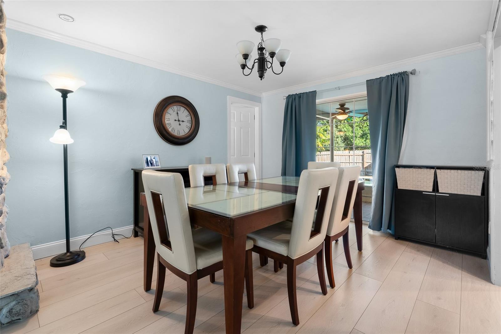 Image 11 of 41 For 603 Ruskin Road