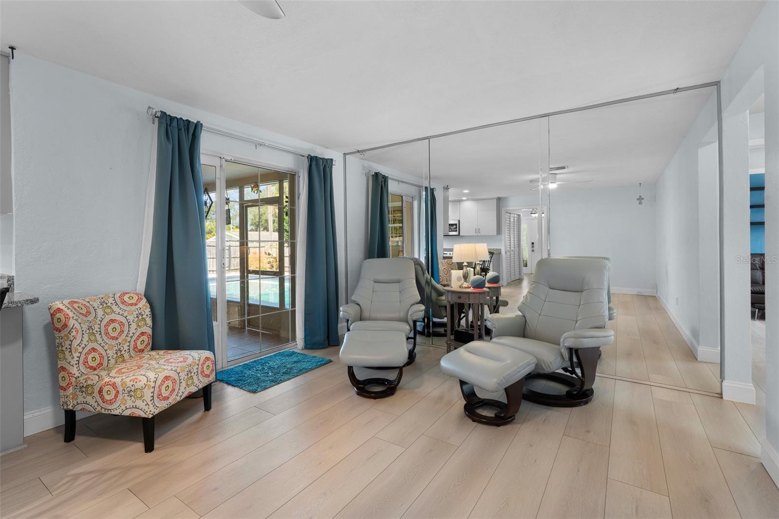 Image 14 of 41 For 603 Ruskin Road