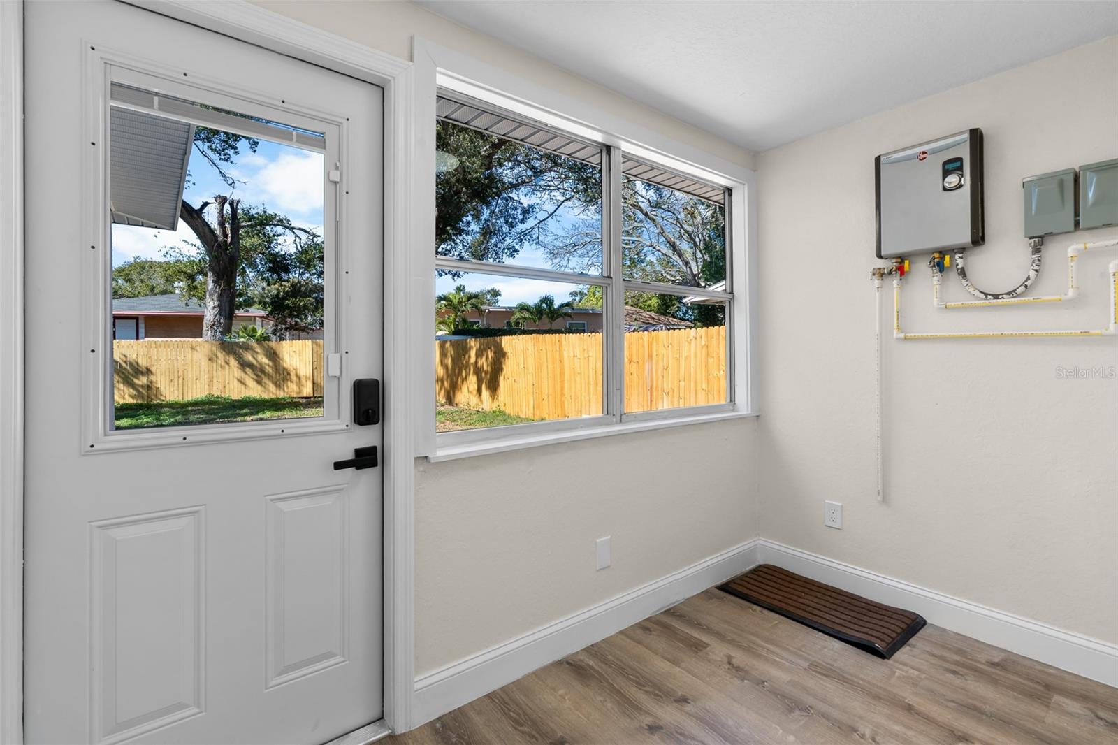 Image 21 of 32 For 1708 Martin Luther King Jr Avenue