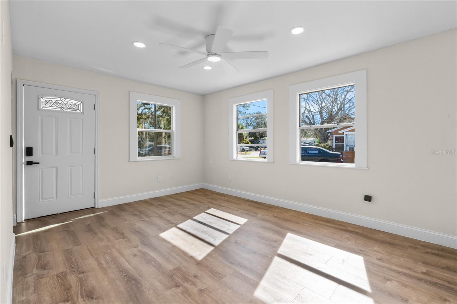 Image 5 of 32 For 1708 Martin Luther King Jr Avenue