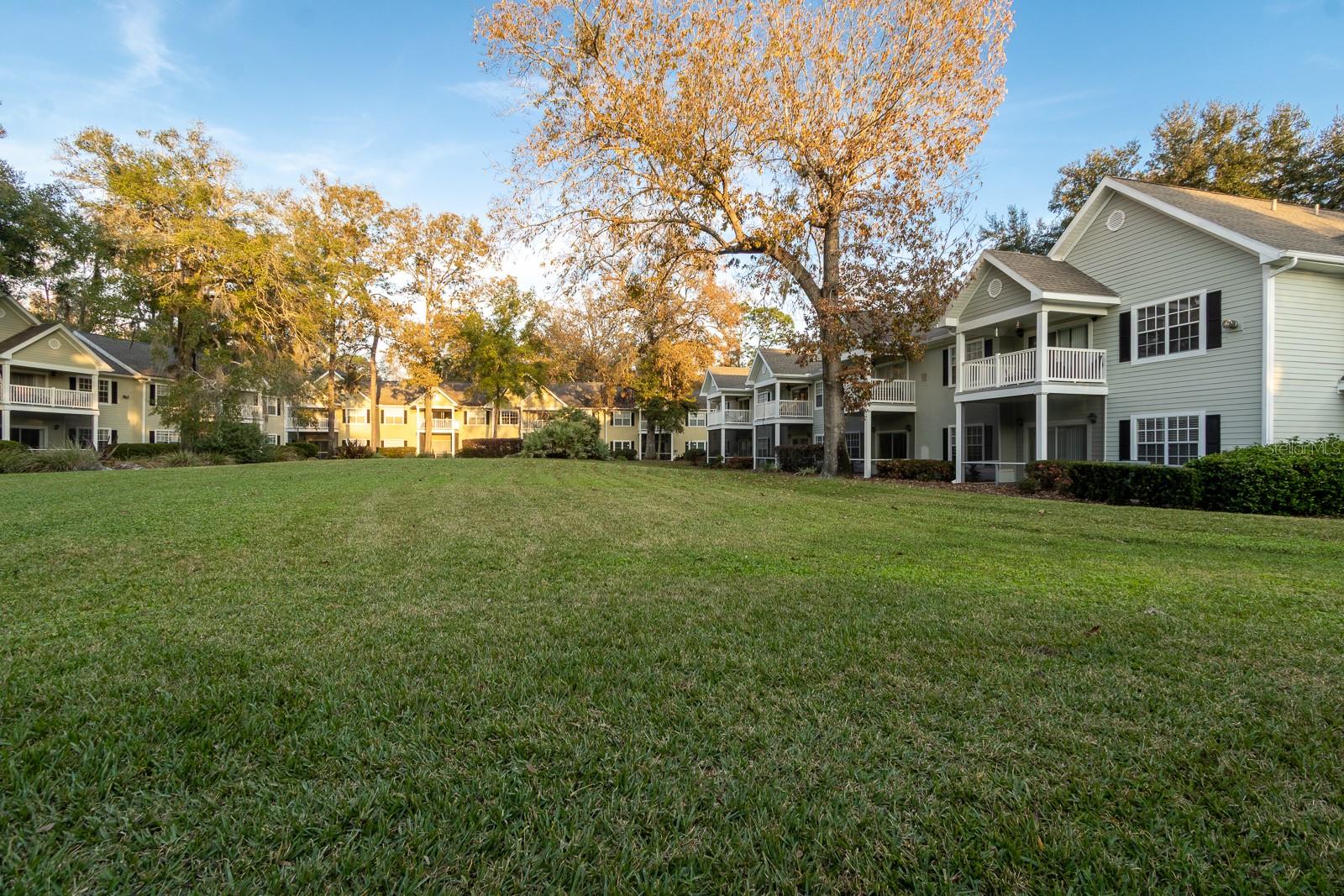 Image 27 of 36 For 10000 52nd Avenue 60