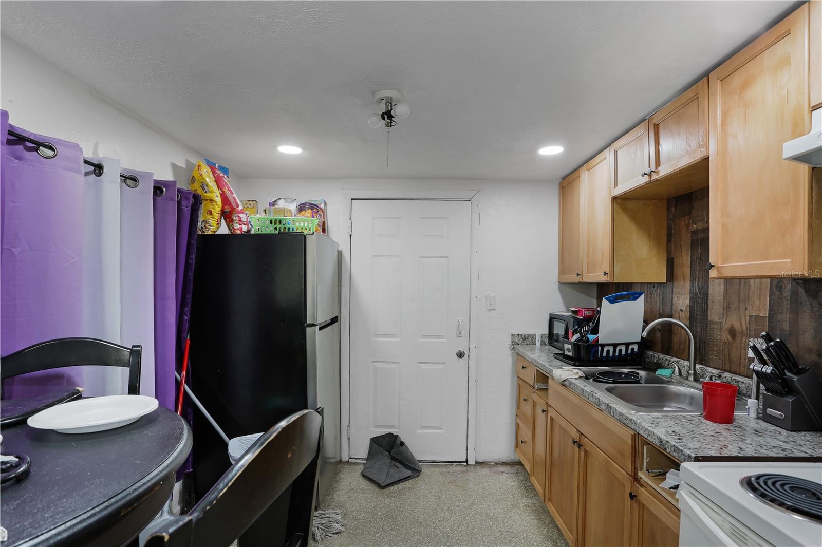 Image 6 of 10 For 2105 45th Terrace