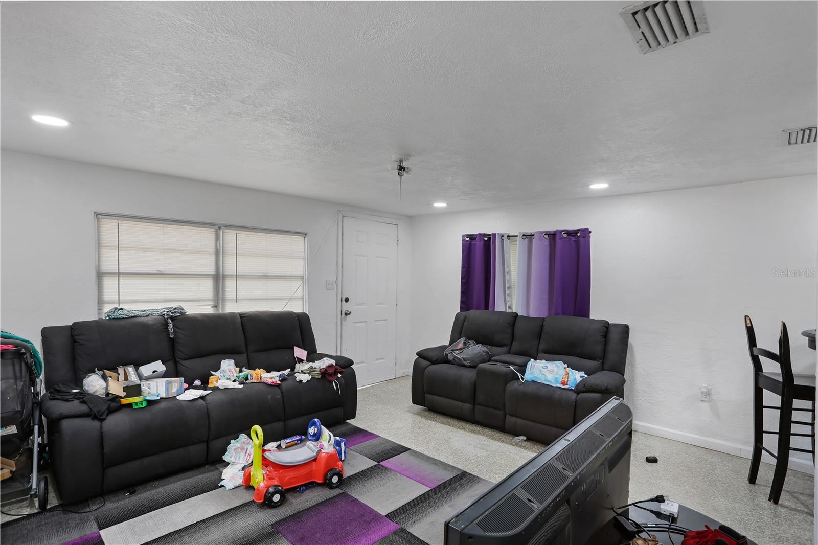 Image 9 of 10 For 2105 45th Terrace