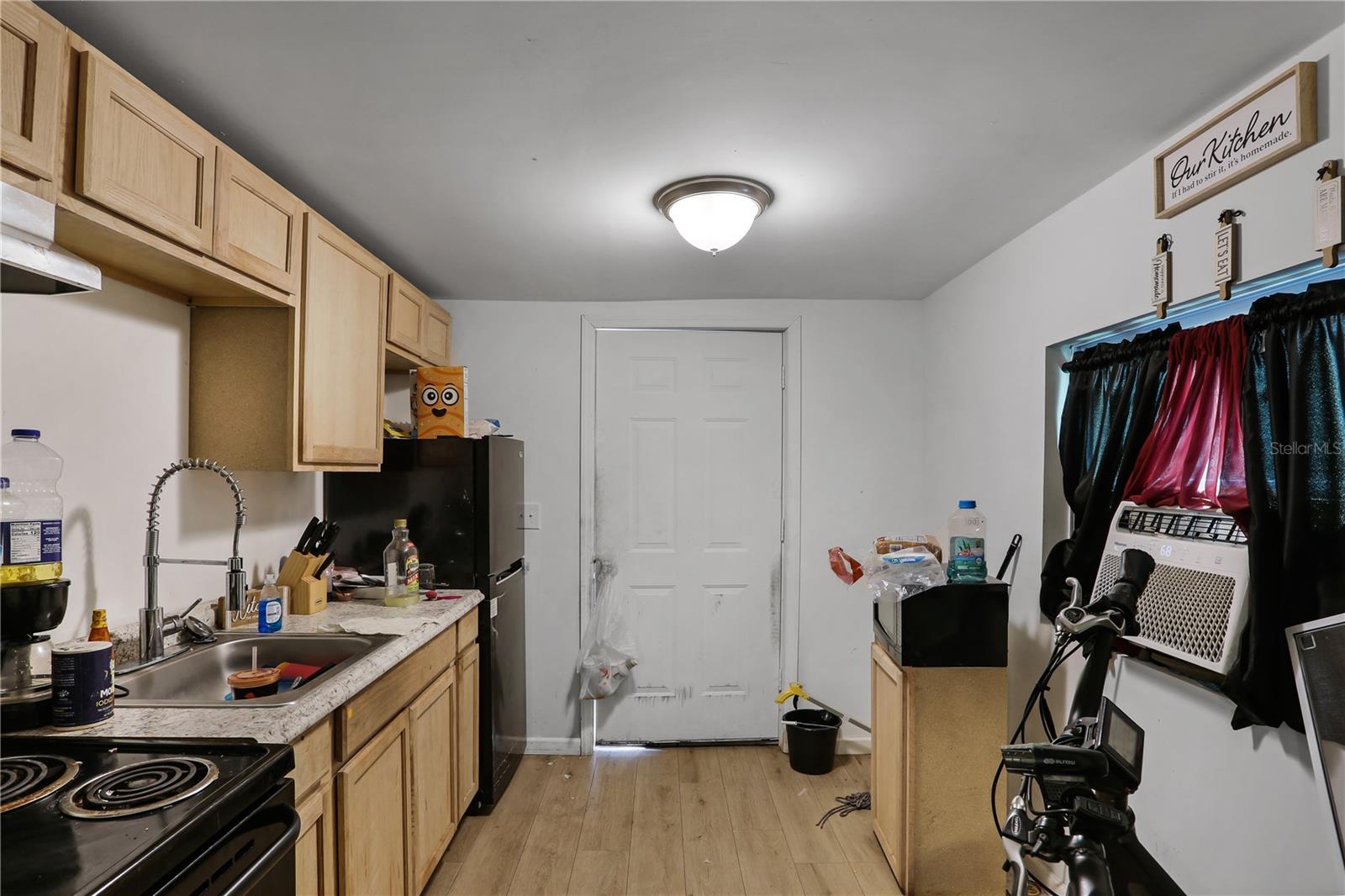 Image 5 of 9 For 2109 45th Terrace