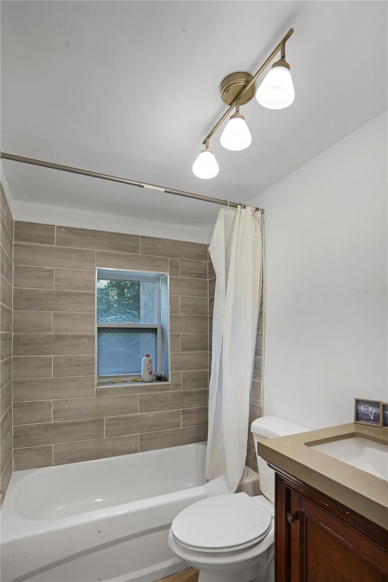 Image 7 of 9 For 2109 45th Terrace