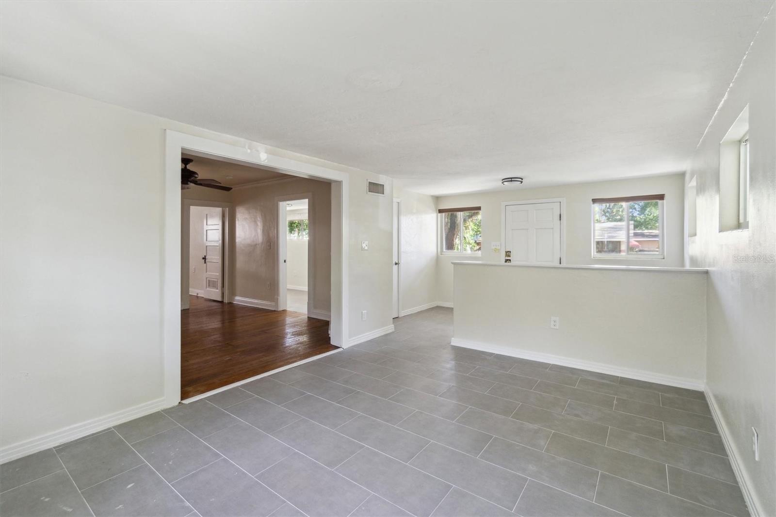 Image 10 of 48 For 2114 7th Terrace