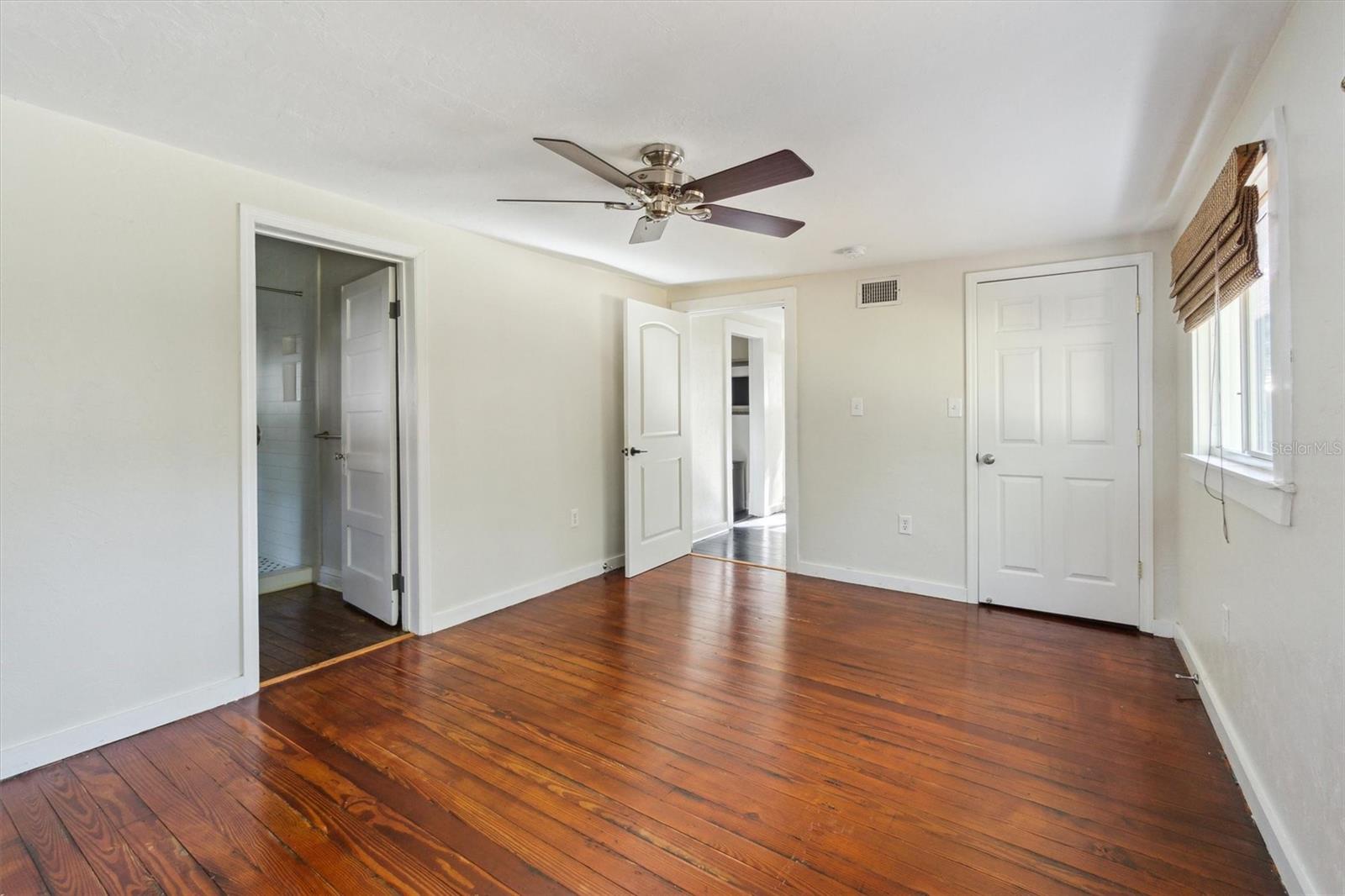 Image 24 of 48 For 2114 7th Terrace