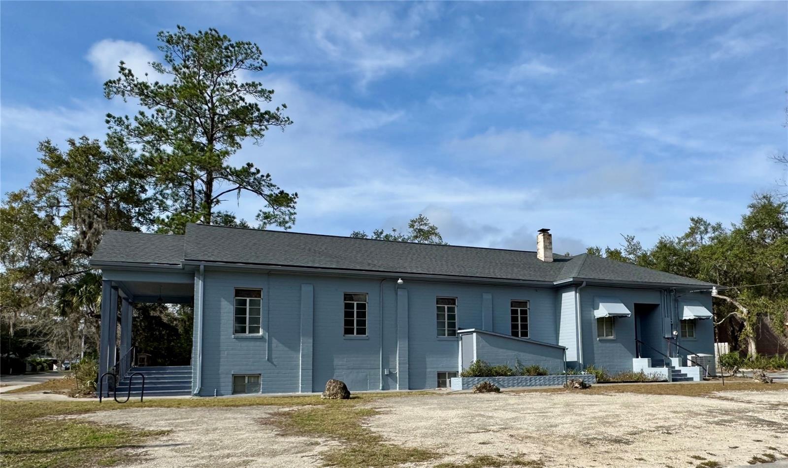 Image 3 of 3 For 1204 10th Avenue