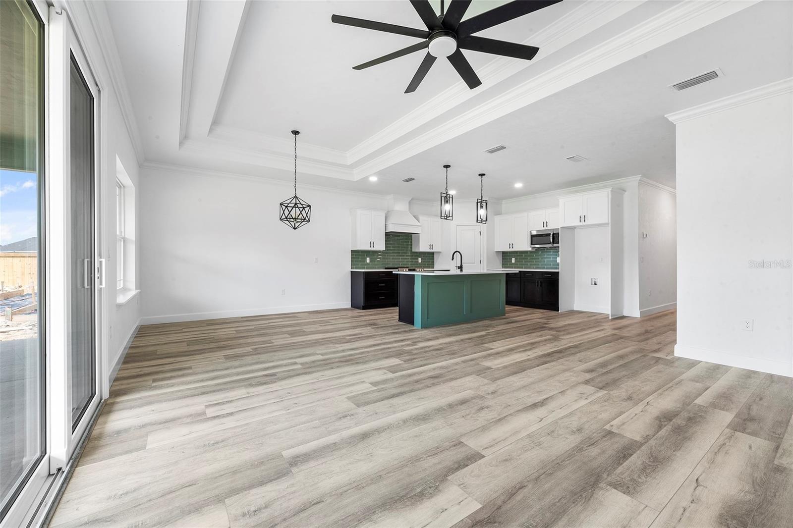 Image 4 of 24 For 6723 15th Place