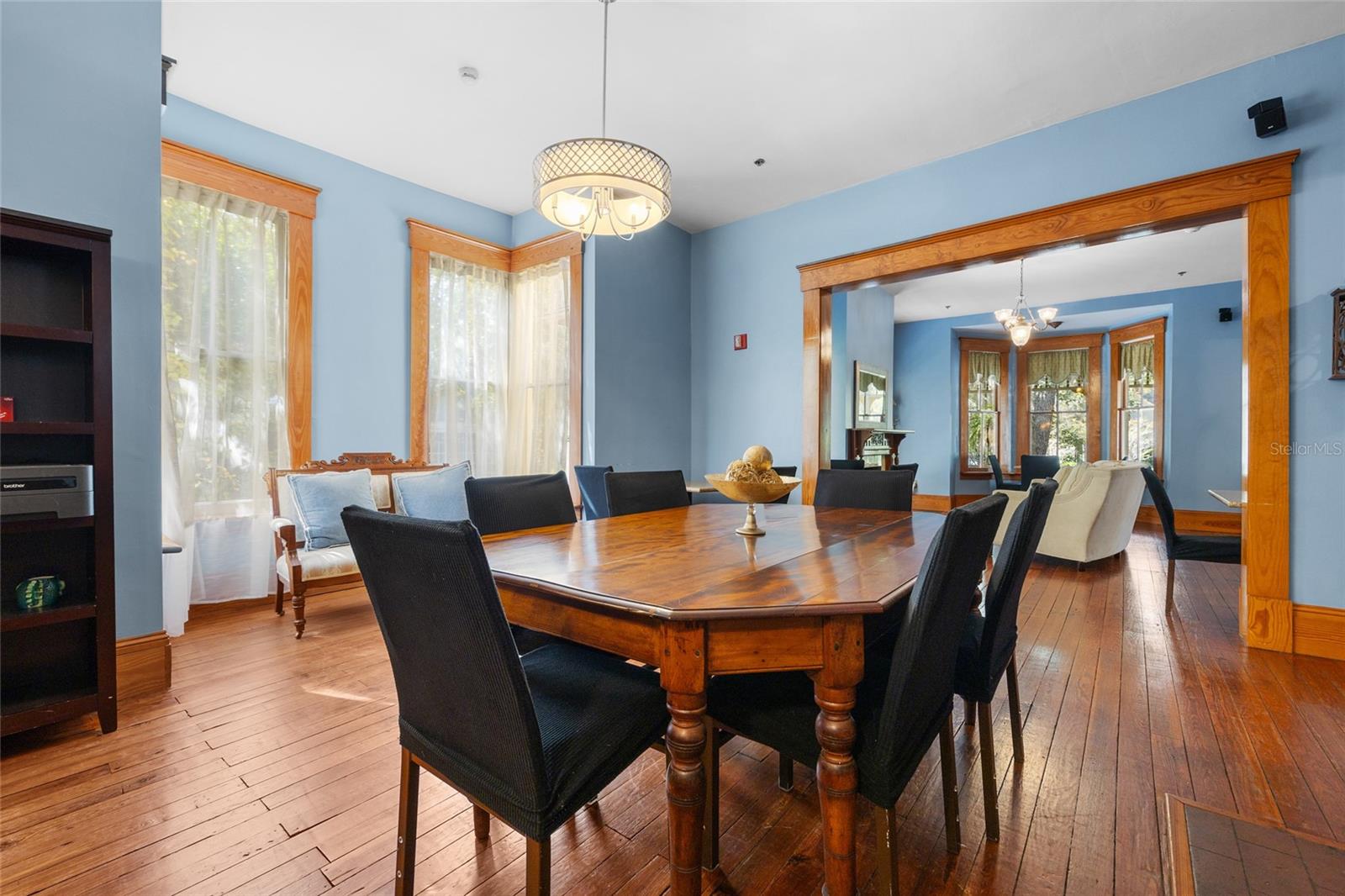 Image 12 of 52 For 221 7th Street