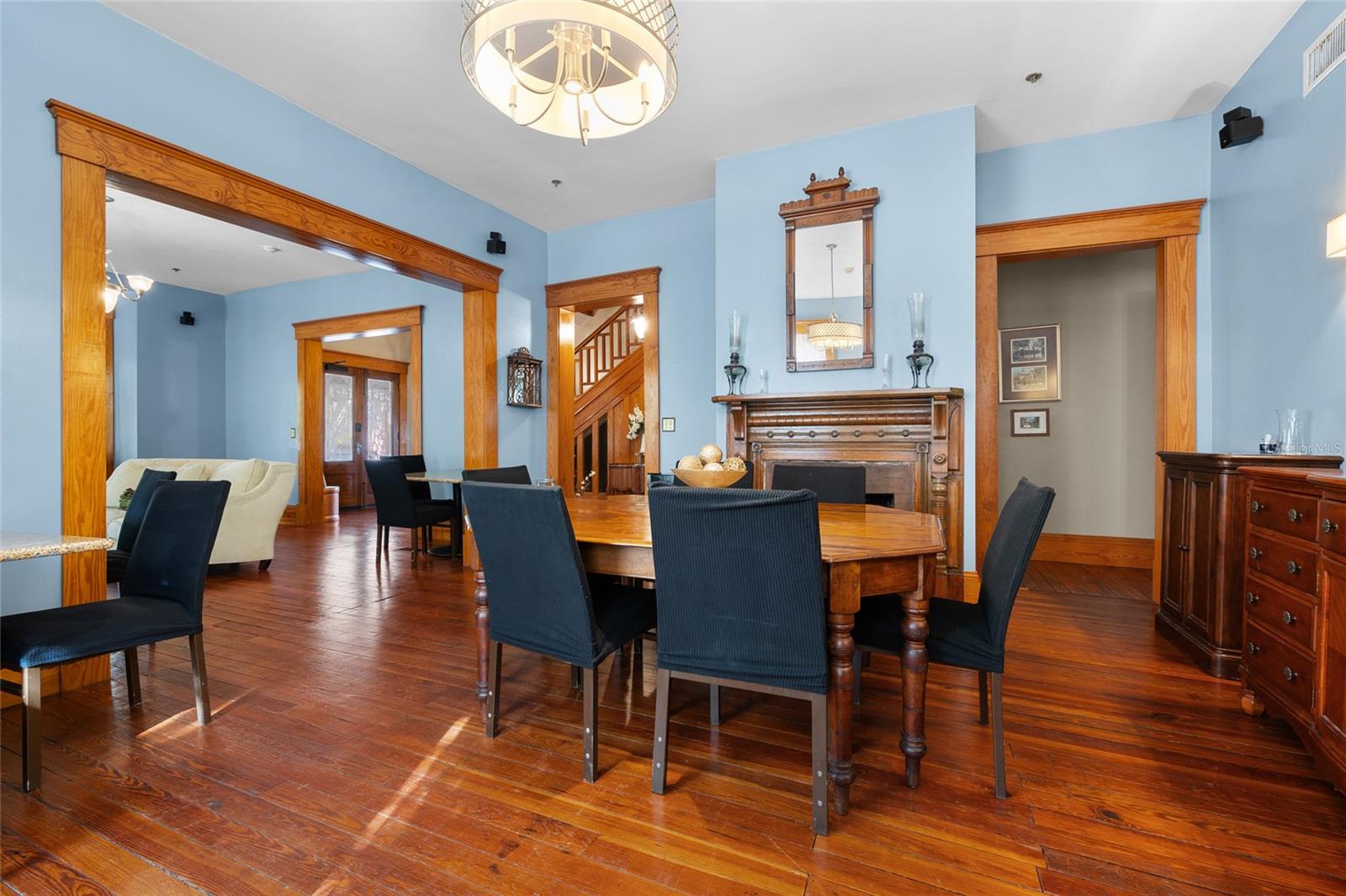 Image 13 of 52 For 221 7th Street