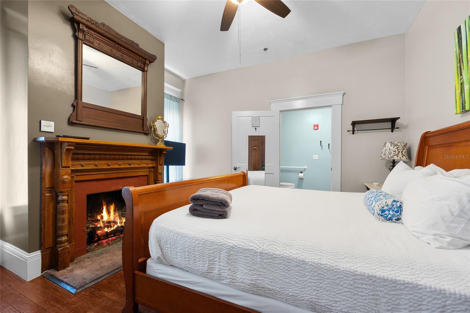 Image 30 of 52 For 221 7th Street