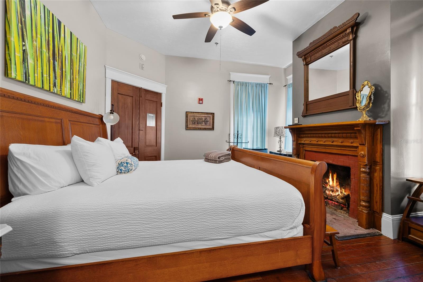 Image 32 of 52 For 221 7th Street