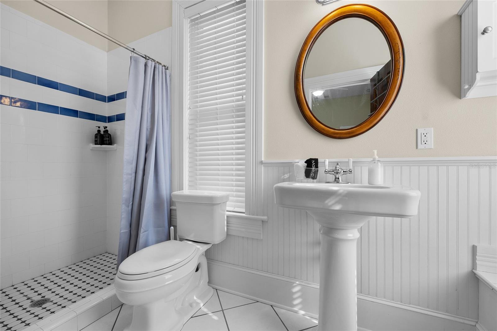 Image 26 of 83 For 205 7th Street