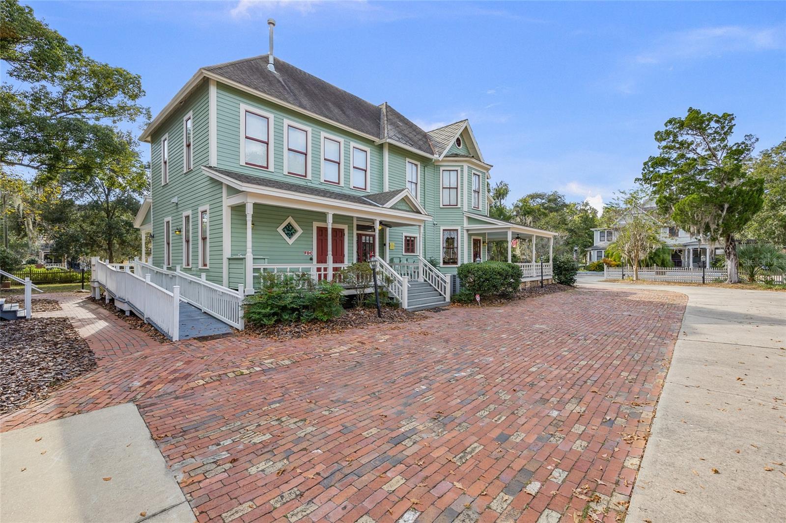 Image 5 of 83 For 205 7th Street