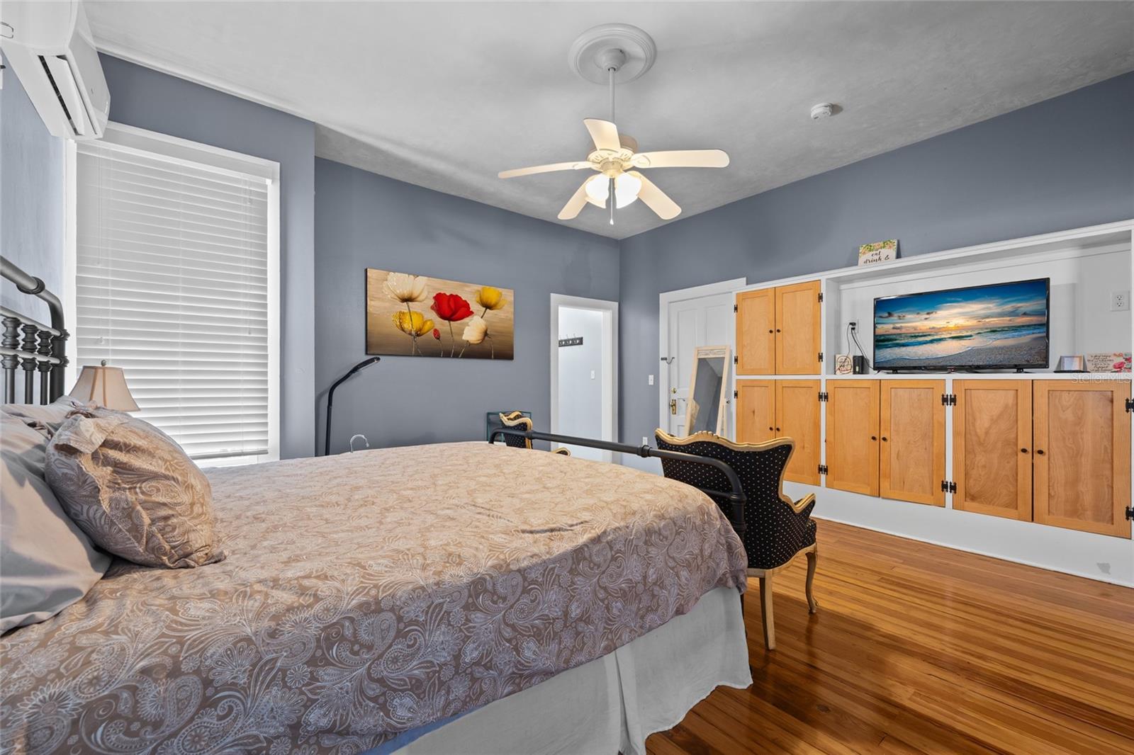 Image 56 of 83 For 205 7th Street