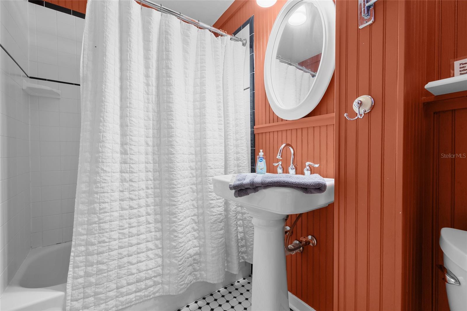 Image 61 of 83 For 205 7th Street