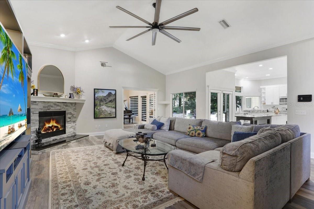 Image 15 of 43 For 4813 95th Terrace