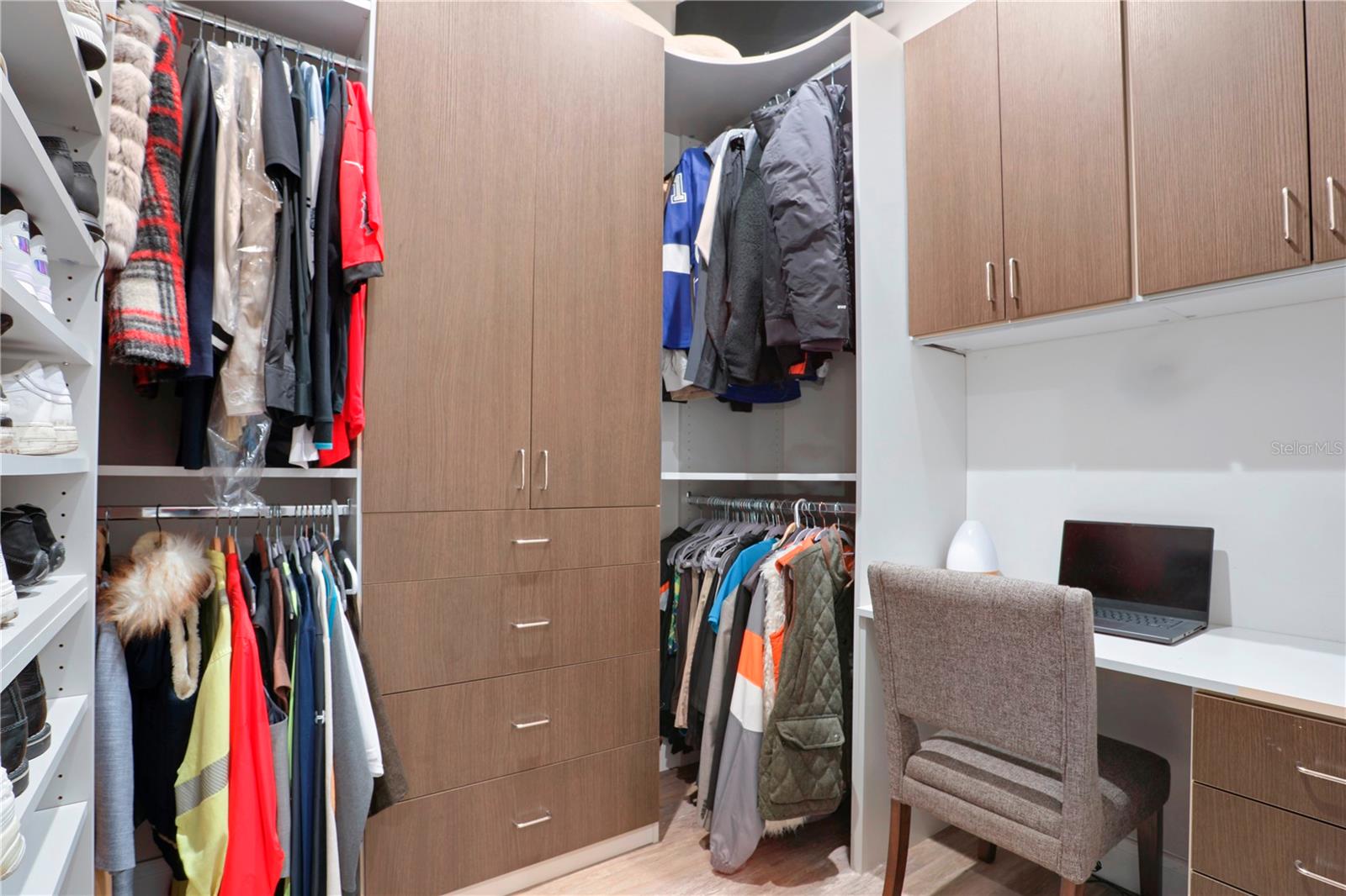 Image 27 of 43 For 4813 95th Terrace