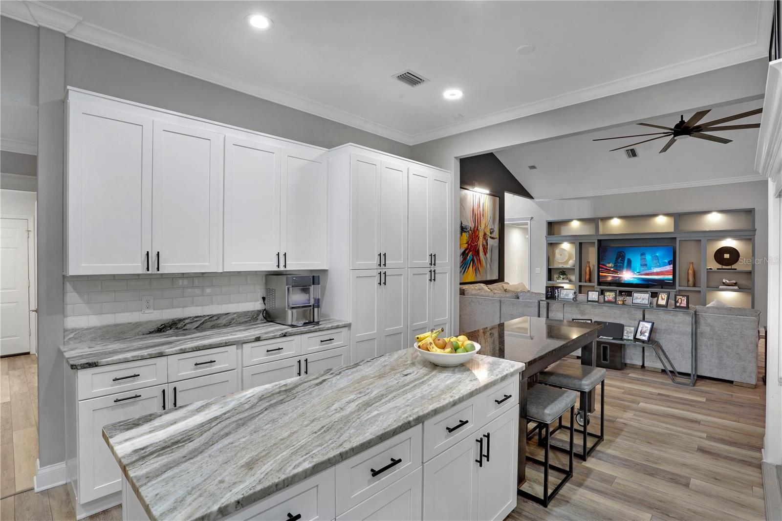 Image 8 of 43 For 4813 95th Terrace