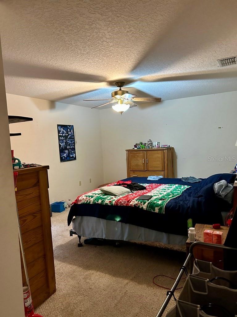 Image 11 of 51 For 8341 Oak Street