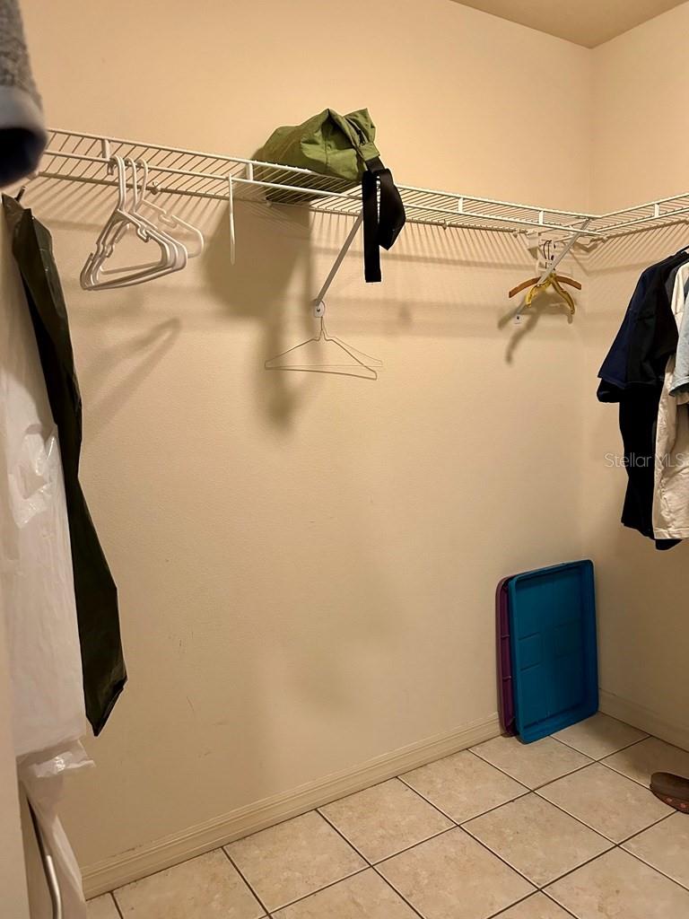 Image 13 of 51 For 8341 Oak Street