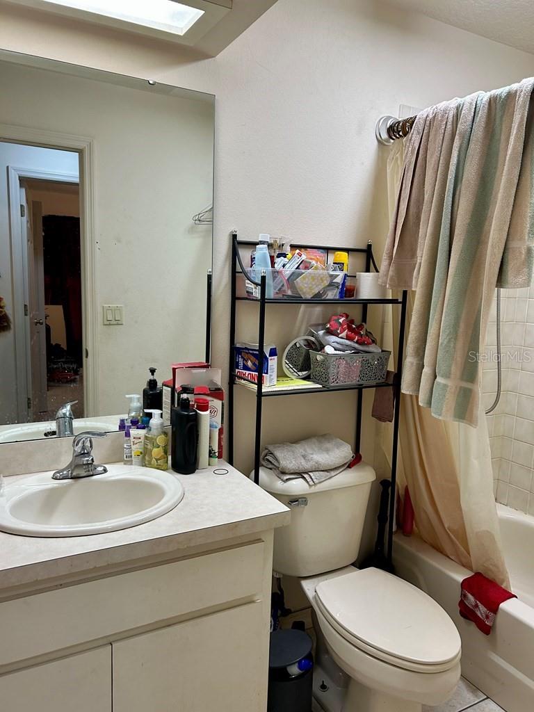 Image 25 of 51 For 8341 Oak Street