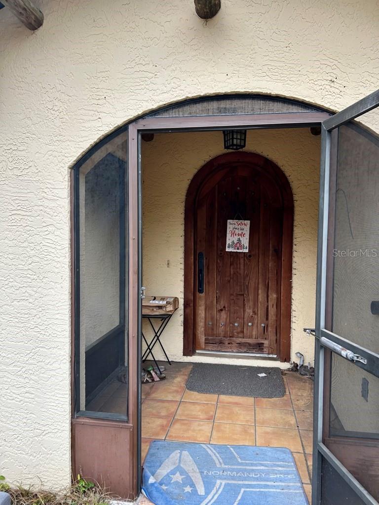 Image 4 of 51 For 8341 Oak Street