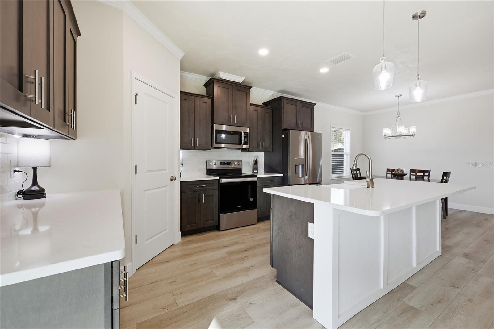 Image 7 of 30 For 1402 67th Drive