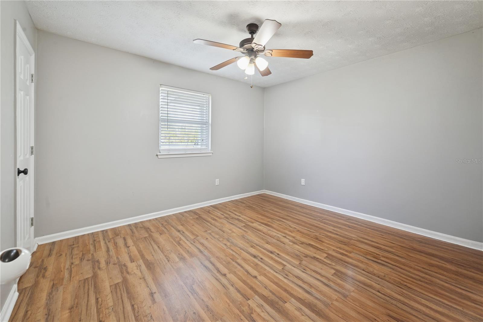 Image 20 of 31 For 240 State Road 16