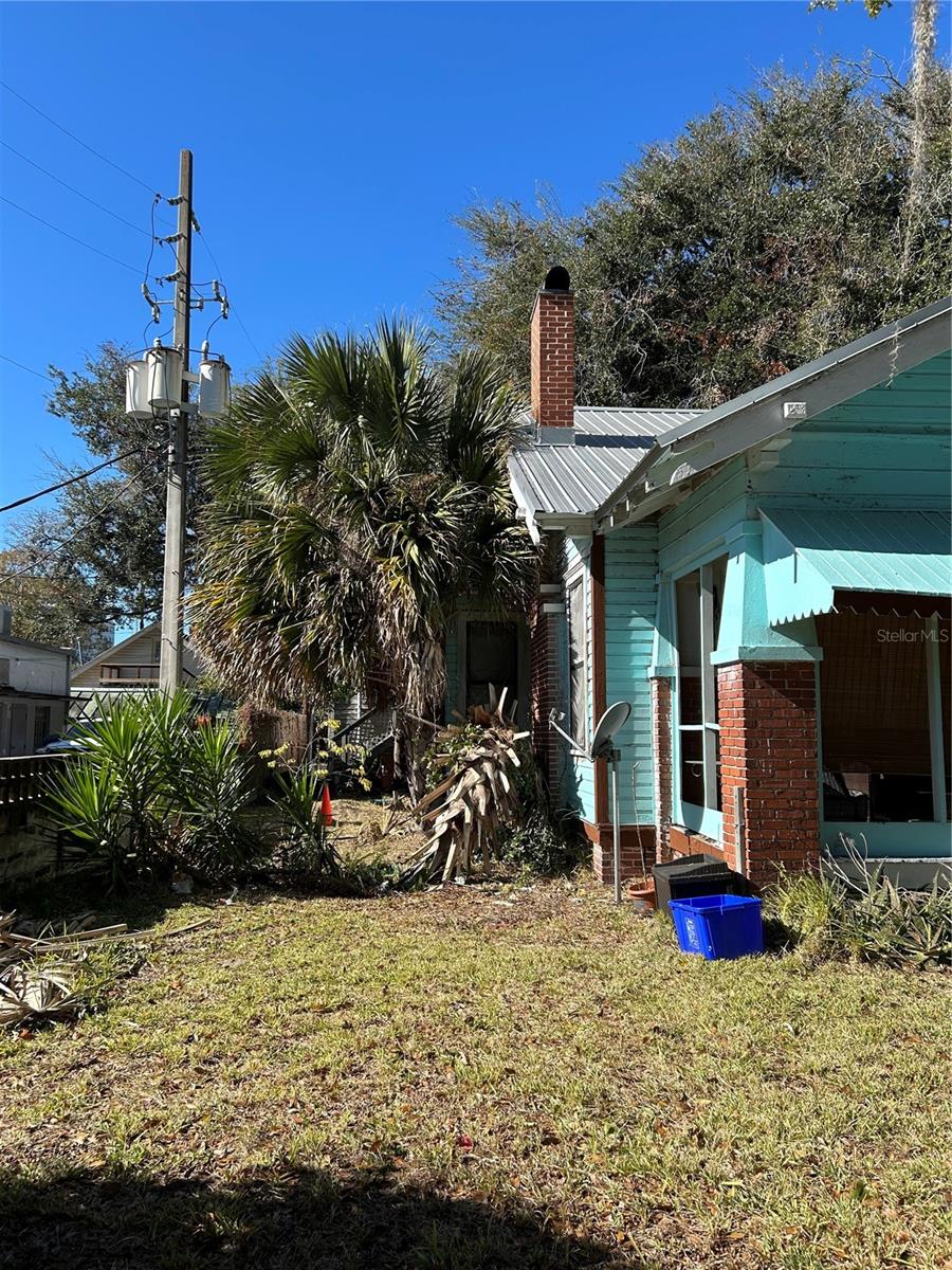 Image 3 of 6 For 102 7th Street