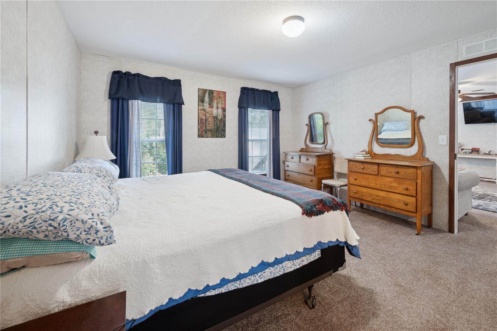 Image 19 of 33 For 11120 107th Terrace