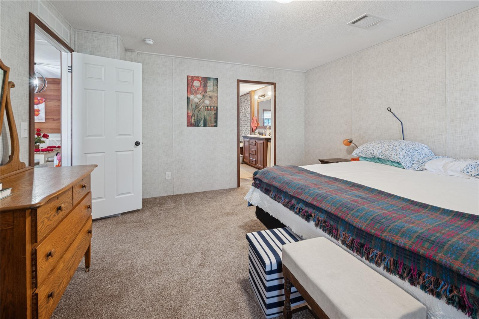 Image 20 of 33 For 11120 107th Terrace