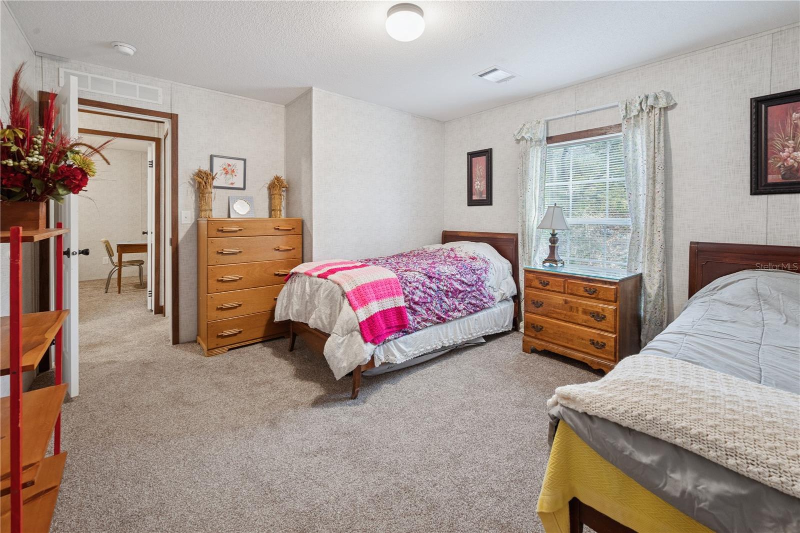 Image 29 of 33 For 11120 107th Terrace