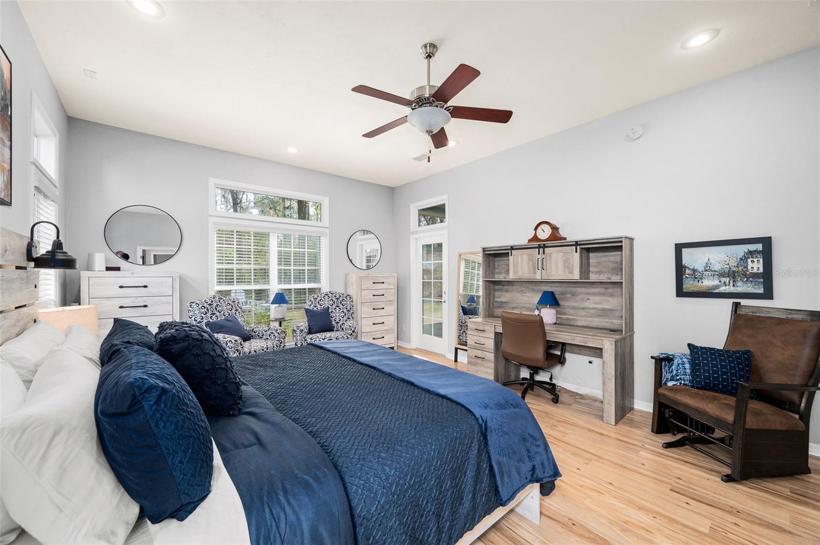 Image 17 of 37 For 6377 88th Terrace