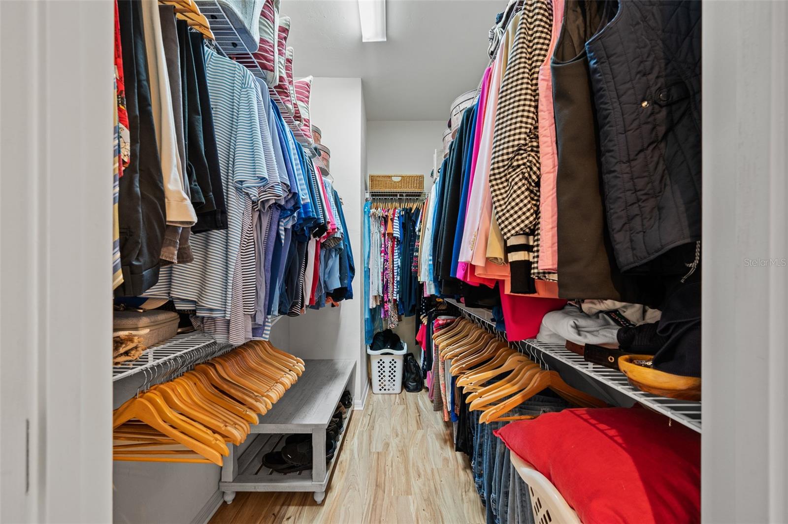 Image 19 of 37 For 6377 88th Terrace